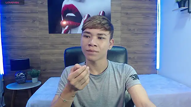 nathanclay online show from 4, 2, 2026