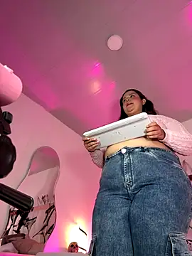 Snapshot of SamanthaDiamonds_ chatting on 25, 10, 2025 SamanthaDiamonds online show from 25, 10, 2025