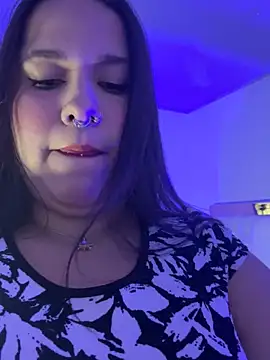 Snapshot of SamanthaDiamonds_ chatting on 6, 11, 2025 SamanthaDiamonds online show from 6, 11, 2025