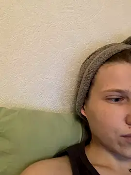 Snapshot of Leya_F chatting on 18, 9, 2025 Leya F online show from 18, 9, 2025