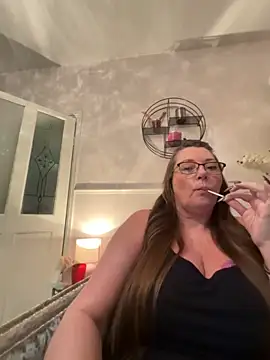 BuxomKitty BBW online show from 2, 4, 2026