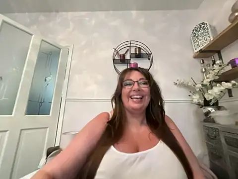 BuxomKitty BBW online show from 15, 5, 2026