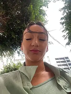 Snapshot of Ninabigtitied chatting on 16, 12, 2025 Ninabigtitied online show from 16, 12, 2025