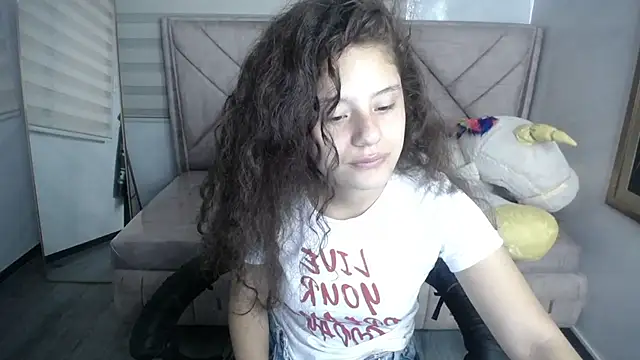 Velvet Moon V online show from 17, 9, 2025