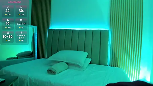 naishaa  online show from 25, 9, 2025