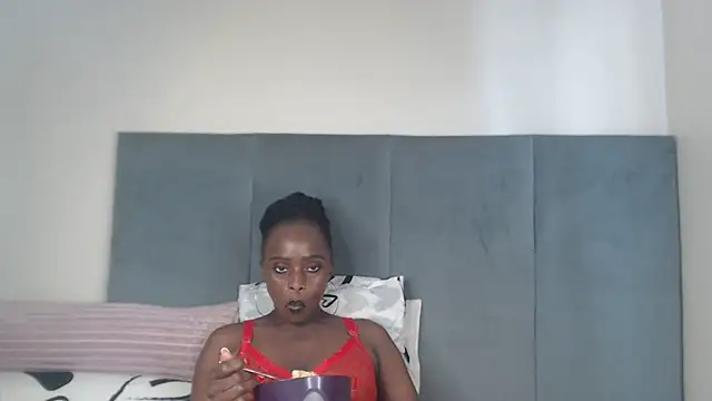 Jah-Queen online show from 4, 3, 2026