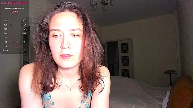 Mary Queeny online show from 17, 6, 2026