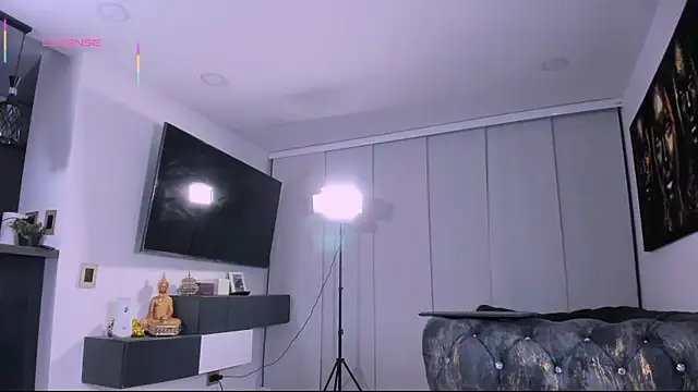  Mia Pink  online show from 25, 7, 2026