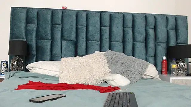 Emma Foxi online show from 20, 11, 2025