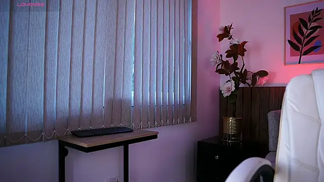 JadeSummerr online show from 3, 8, 2026