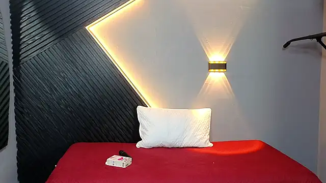 Horny nick18 online show from 25, 2, 2026