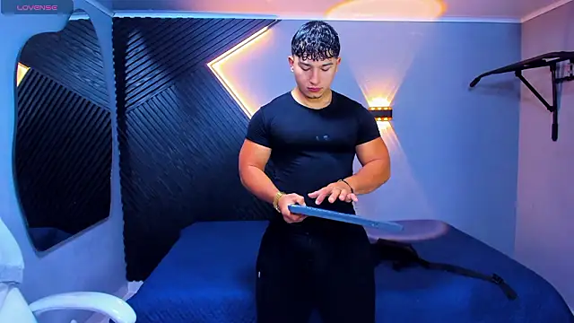 Horny nick18 online show from 11, 3, 2026