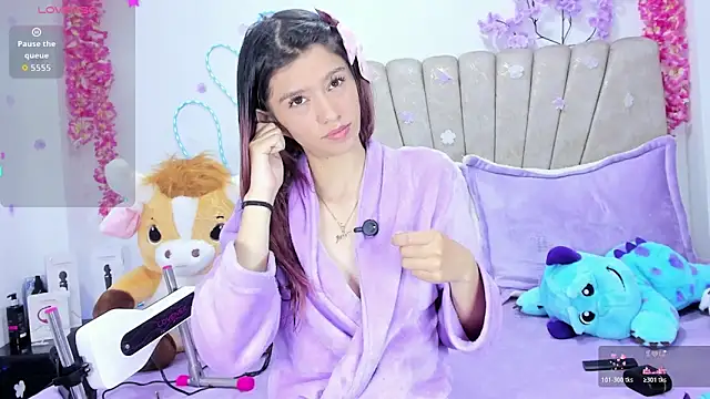 Sofiia Cute online show from 13, 6, 2026