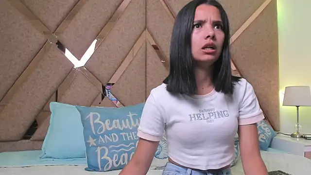 Snapshot of BelhaLawuo chatting on 20, 11, 2025 BelhaLawuo online show from 20, 11, 2025