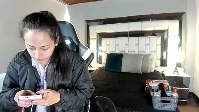 Adhara7 online show from 21, 10, 2025