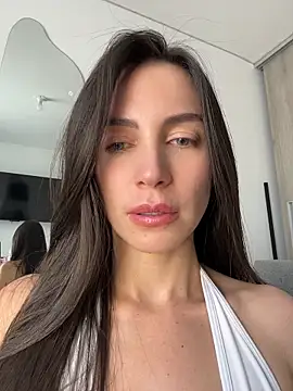karinasantos  online show from 18, 7, 2026