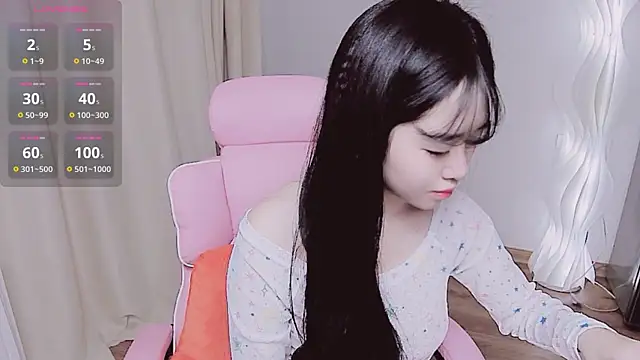 Miu-999 online show from 17, 11, 2025