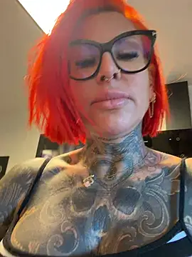 CatCoxx online show from 12, 7, 2026