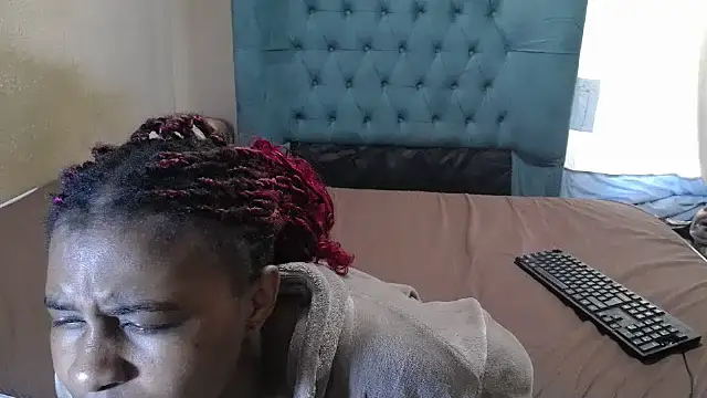 Snapshot of EbonyEssence chatting on 14, 6, 2026 EbonyEssence online show from 14, 6, 2026