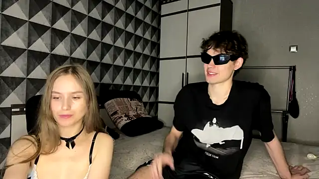 merycouple online show from 24, 2, 2026