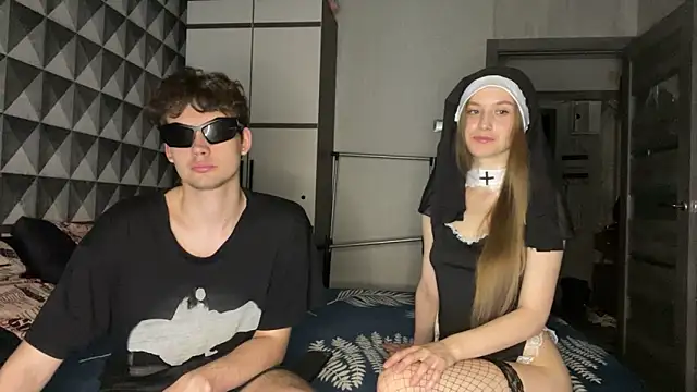 merycouple online show from 23, 4, 2026