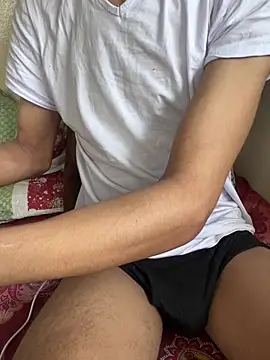 Yasar-Xxxl online show from 23, 3, 2026