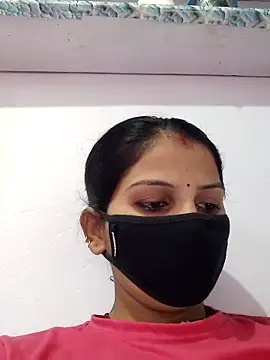 Snapshot of poojam93 chatting on 2, 11, 2025 poojam93 online show from 2, 11, 2025