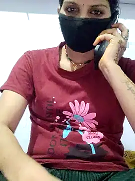 Snapshot of poojam93 chatting on 2, 11, 2025 poojam93 online show from 2, 11, 2025