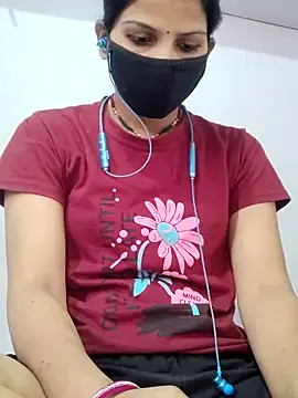 Snapshot of poojam93 chatting on 6, 11, 2025 poojam93 online show from 6, 11, 2025