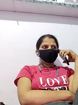 Snapshot of poojam93 chatting on 6, 11, 2025 poojam93 online show from 6, 11, 2025