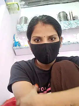 Snapshot of poojam93 chatting on 18, 11, 2025 poojam93 online show from 18, 11, 2025