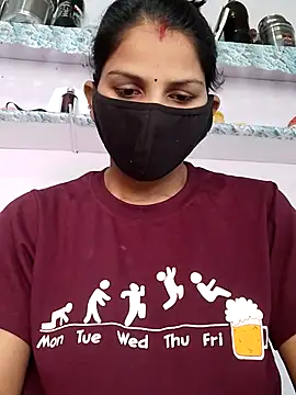 Snapshot of poojam93 chatting on 30, 11, 2025 poojam93 online show from 30, 11, 2025