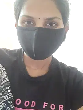 Snapshot of poojam93 chatting on 6, 2, 2026 poojam93 online show from 6, 2, 2026