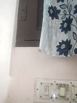 Snapshot of poojam93 chatting on 28, 2, 2026 poojam93 online show from 28, 2, 2026