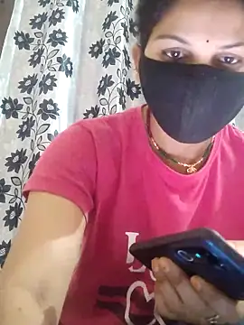 Snapshot of poojam93 chatting on 2, 3, 2026 poojam93 online show from 2, 3, 2026