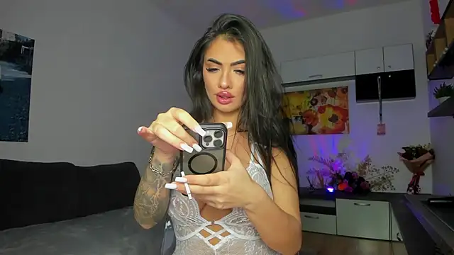 tina kart3r online show from 13, 12, 2025