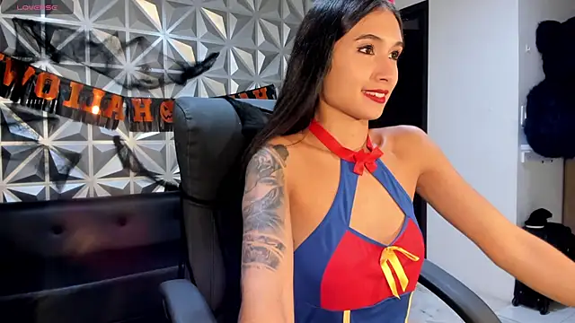 hellen tease online show from 29, 10, 2025