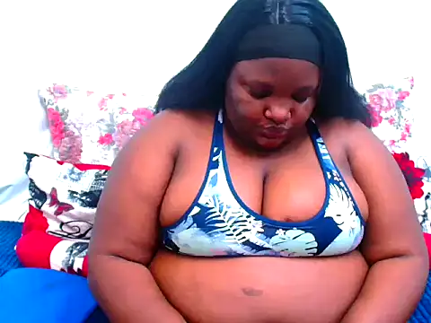 Snapshot of ChubbyBoobsxxx chatting on 22, 10, 2025 ChubbyBoobsxxx online show from 22, 10, 2025