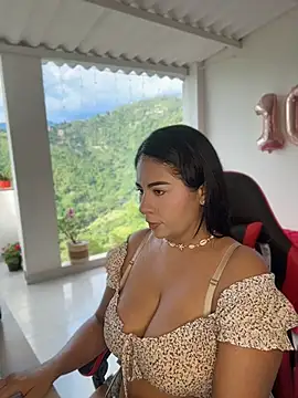 samanthahut1 online show from 14, 5, 2026