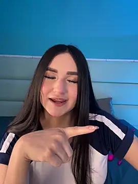 alejandrodolls online show from 30, 4, 2026