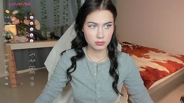 Snapshot of Vanellopes chatting on 30, 10, 2025 Vanellopes online show from 30, 10, 2025