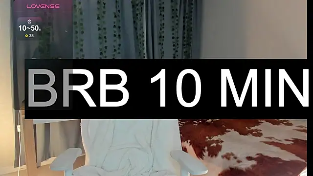 Snapshot of Vanellopes chatting on 25, 11, 2025 Vanellopes online show from 25, 11, 2025