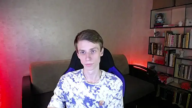 yes cute boy  online show from 27, 9, 2025