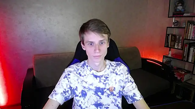 yes cute boy  online show from 1, 10, 2025