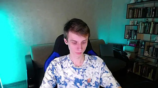 yes cute boy  online show from 5, 3, 2026