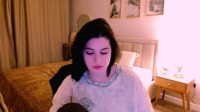 lil angel  online show from 14, 2, 2026