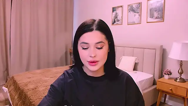 lil angel  online show from 21, 2, 2026