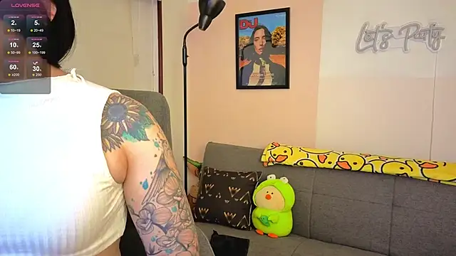 SujannaVarma  online show from 26, 11, 2025