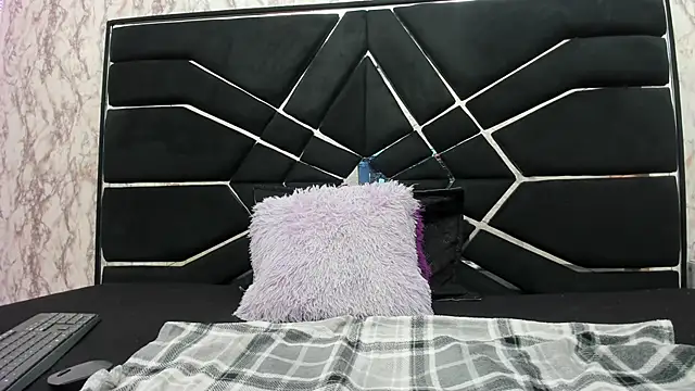 LITTLESUSSYY  online show from 9, 10, 2025