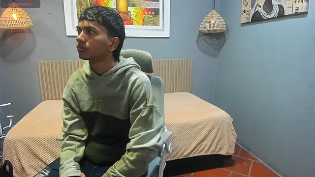 Snapshot of markbowie chatting on 9, 9, 2025 markbowie online show from 9, 9, 2025